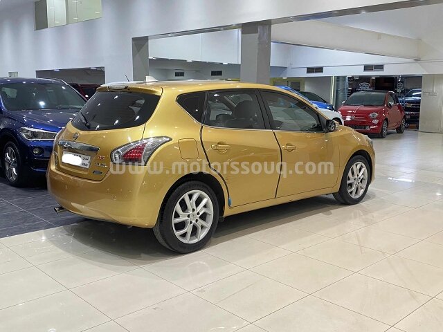 2014 Nissan Tiida