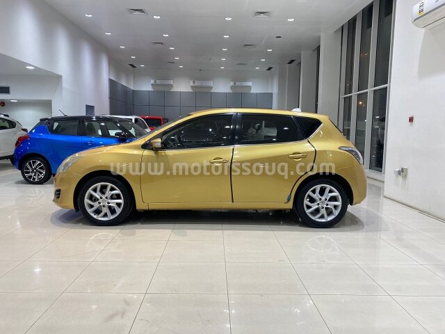 2014 Nissan Tiida