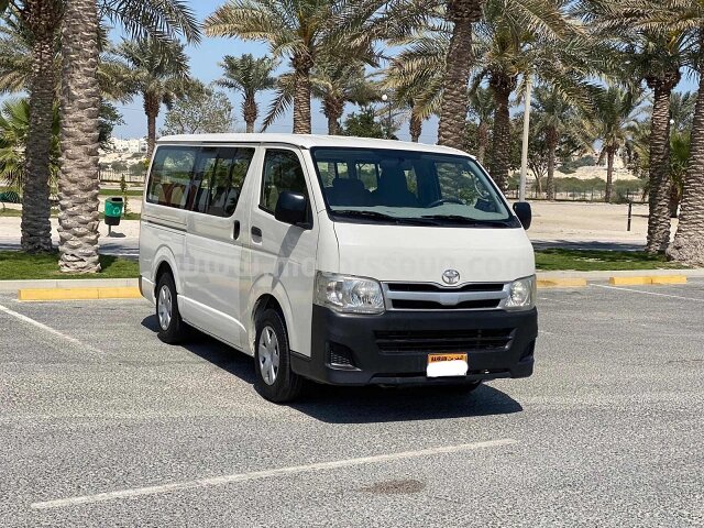 2013 تويوتا هايس