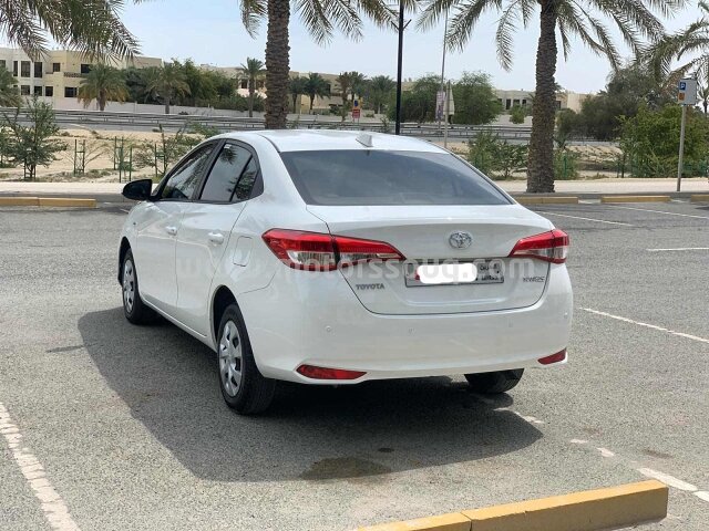 2021 تويوتا يارس
