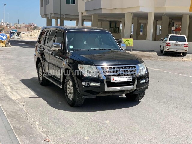 2015 Mitsubishi Pajero