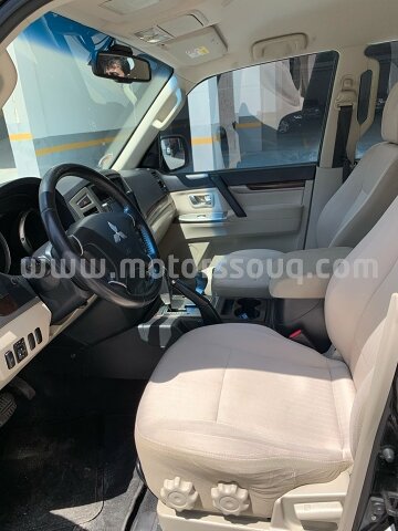 2015 Mitsubishi Pajero