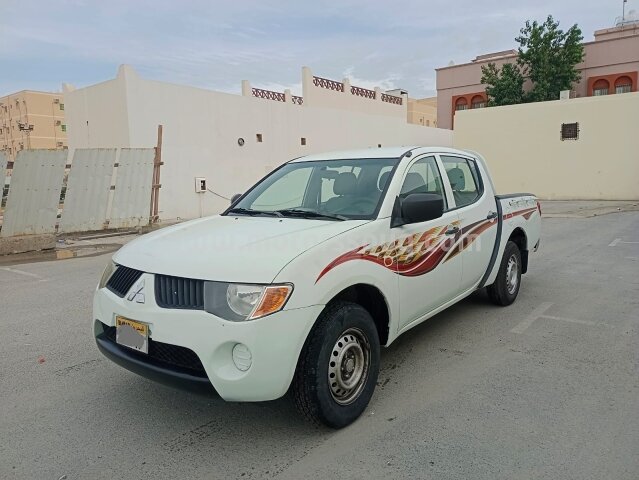 2008 Mitsubishi L200