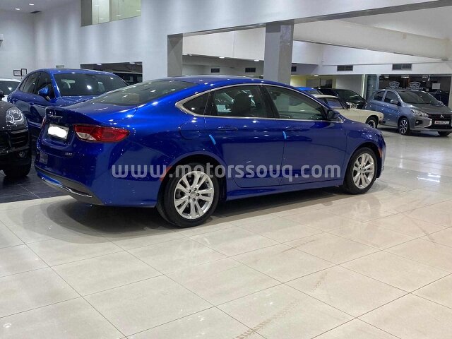 2016 كرايسلر 300