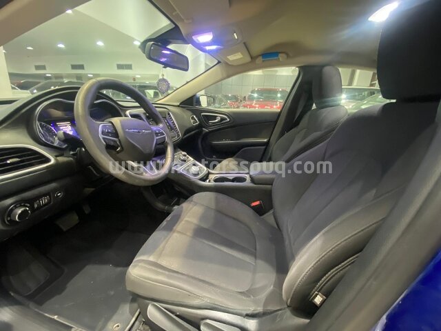 2016 كرايسلر 300