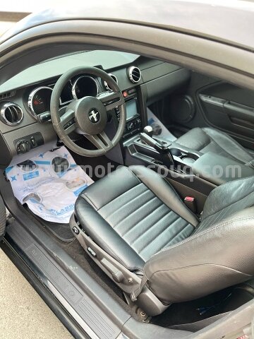2005 Ford Mustang