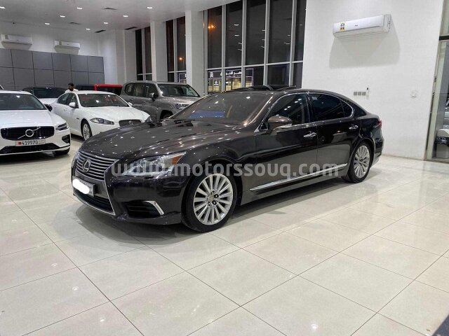 2014 Lexus LS
