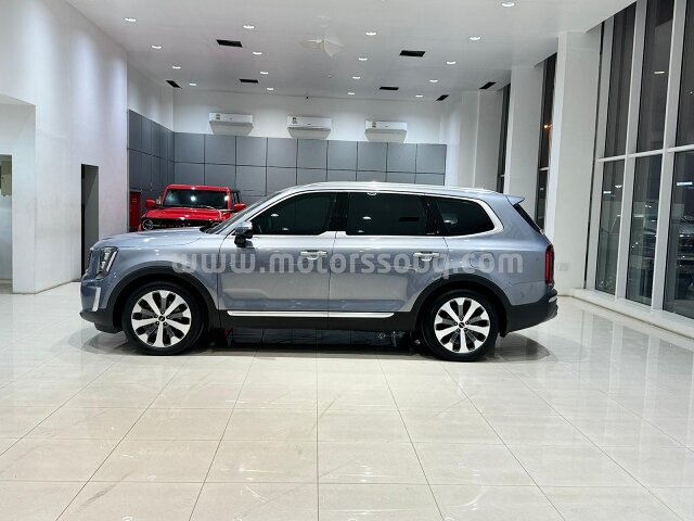 2022 KIA Carnival