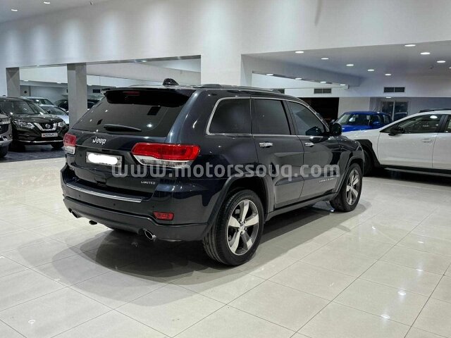 2015 جيب جراند شيروكي