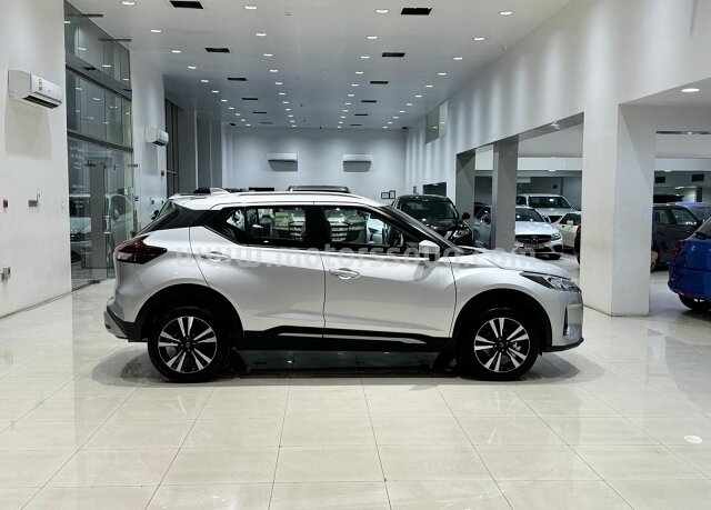 2024 Nissan Kicks