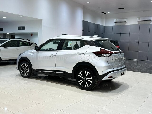 2024 Nissan Kicks