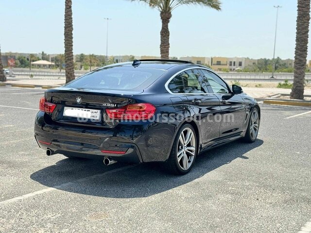2015 بي إم دبليو آي 4