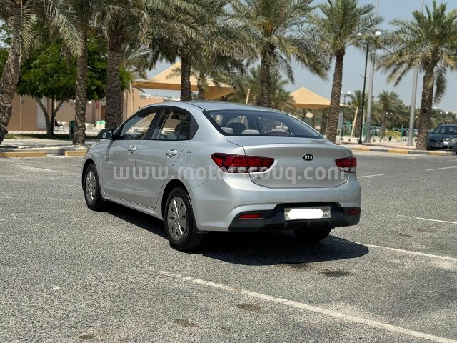 2018 KIA RIO
