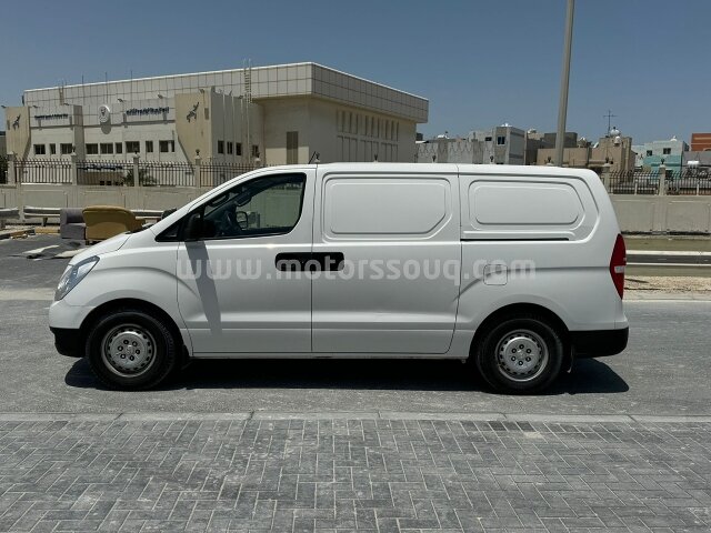 2016 Hyundai H-1
