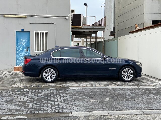 2010 BMW 7-SERIES