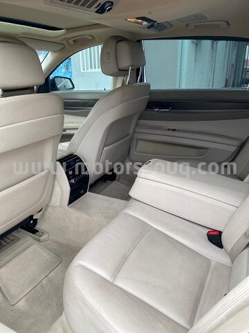 2010 BMW 7-SERIES