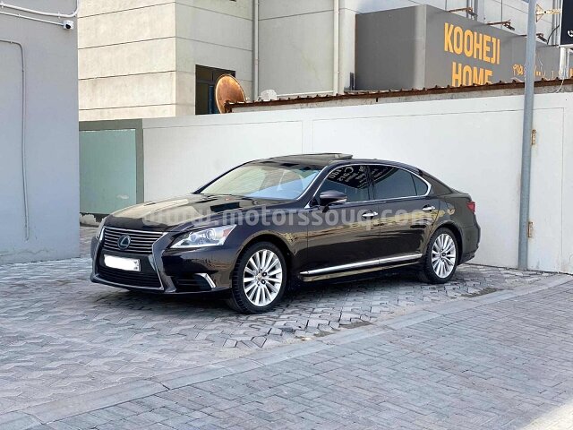 2013 Lexus LS