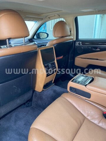 2013 Lexus LS