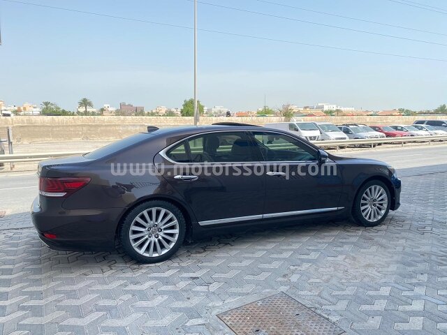 2013 Lexus LS