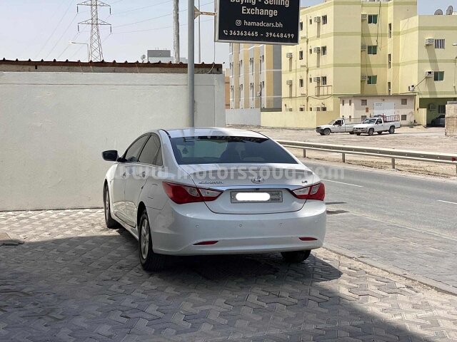2013 هيونداي سوناتا