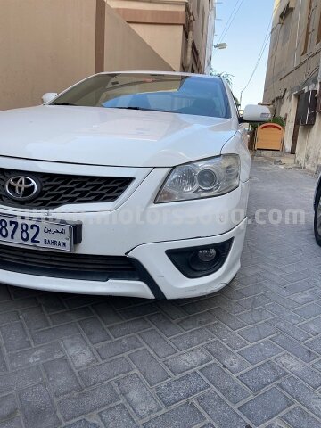 2011 Toyota Aurion