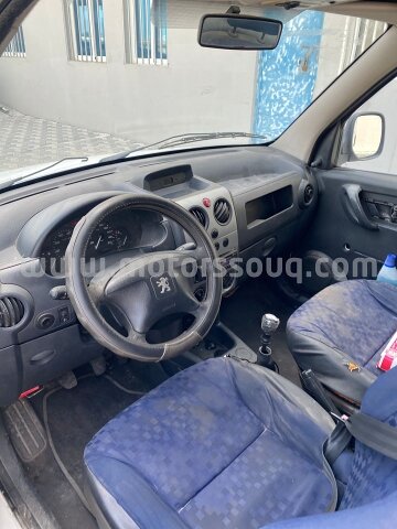 2011 Peugeot Partner