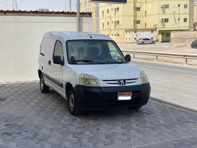2011 Peugeot Partner