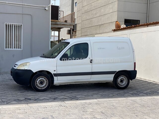 2011 Peugeot Partner