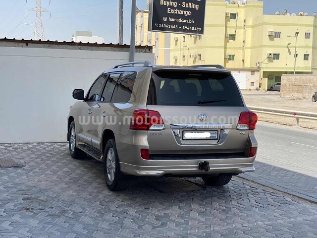 2015 Toyota Land Cruiser