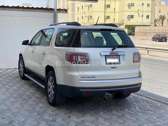 2013 GMC Acadia