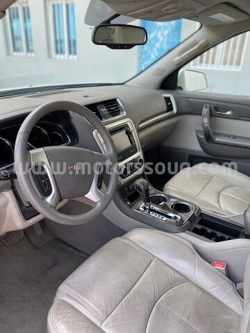 2013 GMC Acadia
