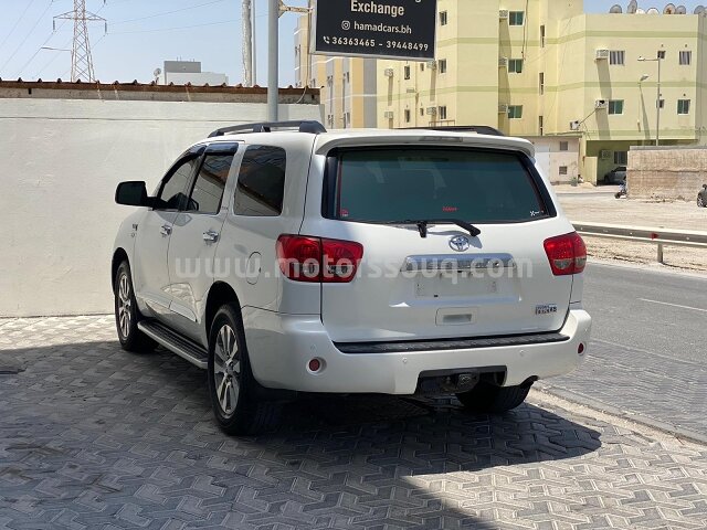 2016 Toyota Sequoia