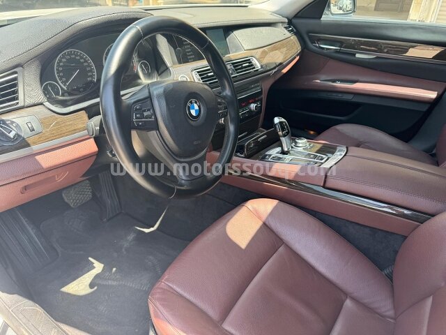 2011 BMW 740