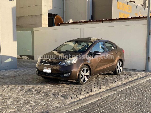 2013 KIA RIO