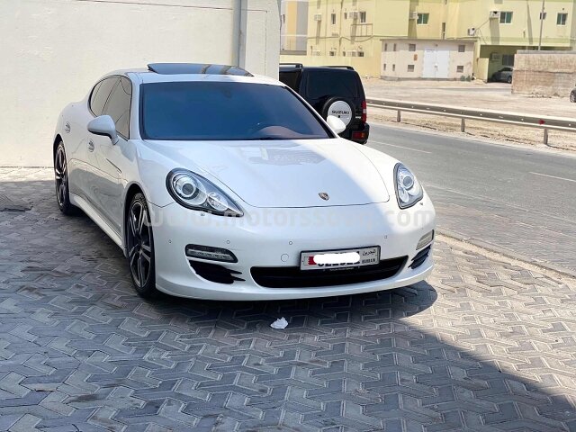 2012 Porsche Panamera