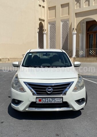 2015 نيسان صني