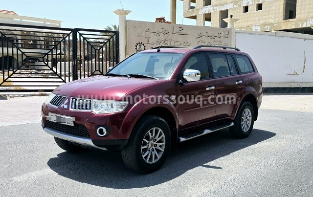 2016 Mitsubishi Pajero
