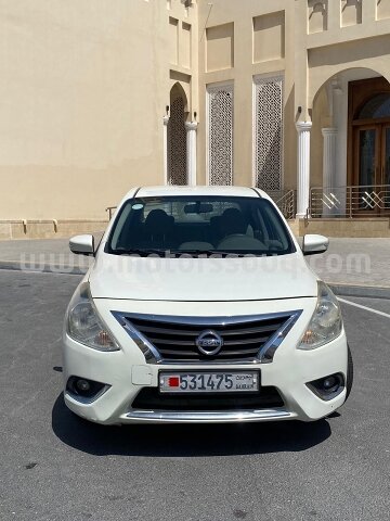 2015 نيسان صني