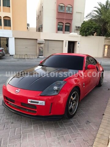 2004 Nissan ZX