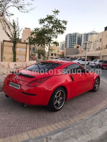 2004 Nissan ZX