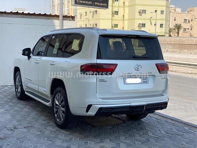 2023 Toyota Land Cruiser