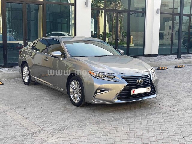 2017 Lexus ES