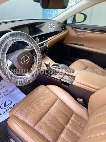 2017 Lexus ES