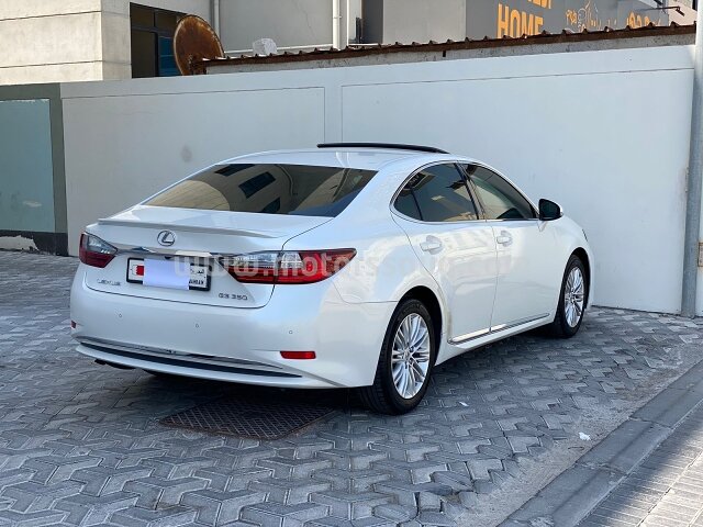 2017 Lexus ES