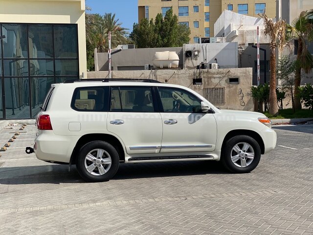 2014 Toyota Land Cruiser
