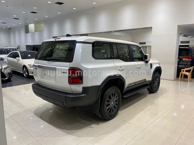 2024 Toyota Prado