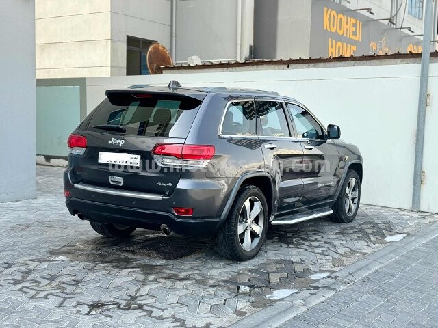 2015 جيب جراند شيروكي