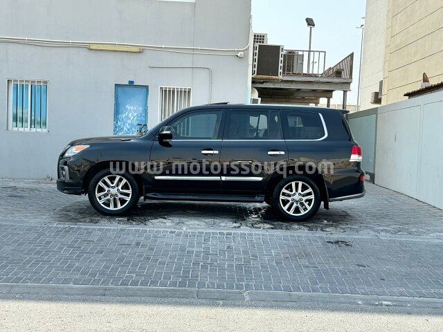 2013 Lexus LX