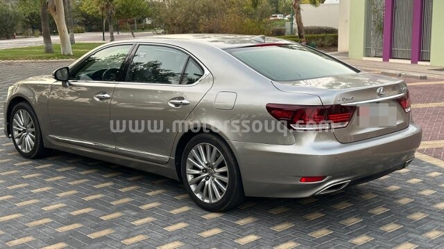 2015 Lexus LS