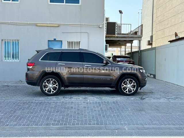 2020 Jeep Grand Cherokee